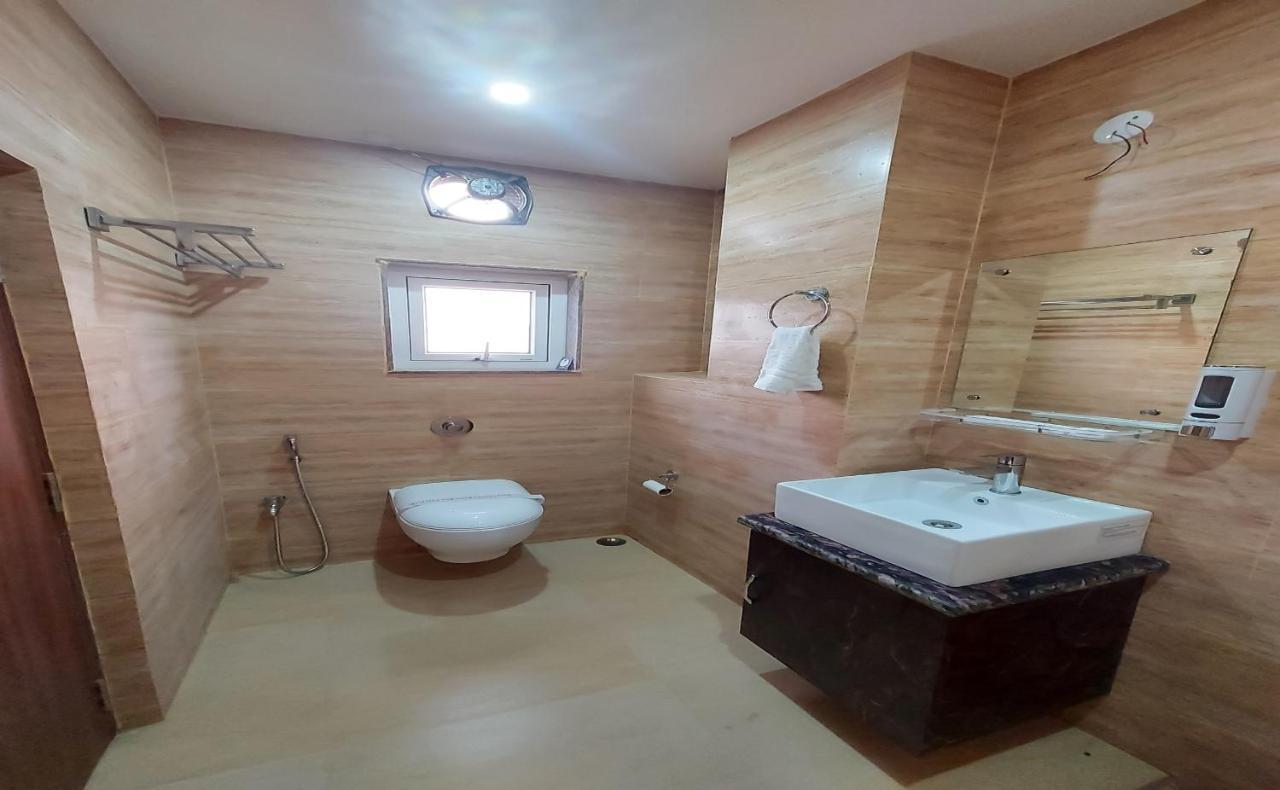 Jorhāt Hotel Bliss מראה חיצוני תמונה