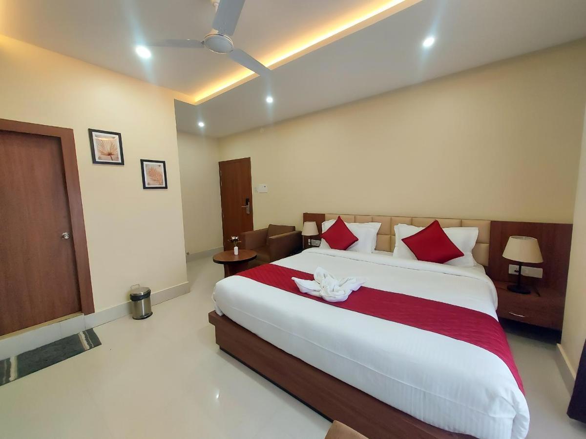 Jorhāt Hotel Bliss מראה חיצוני תמונה