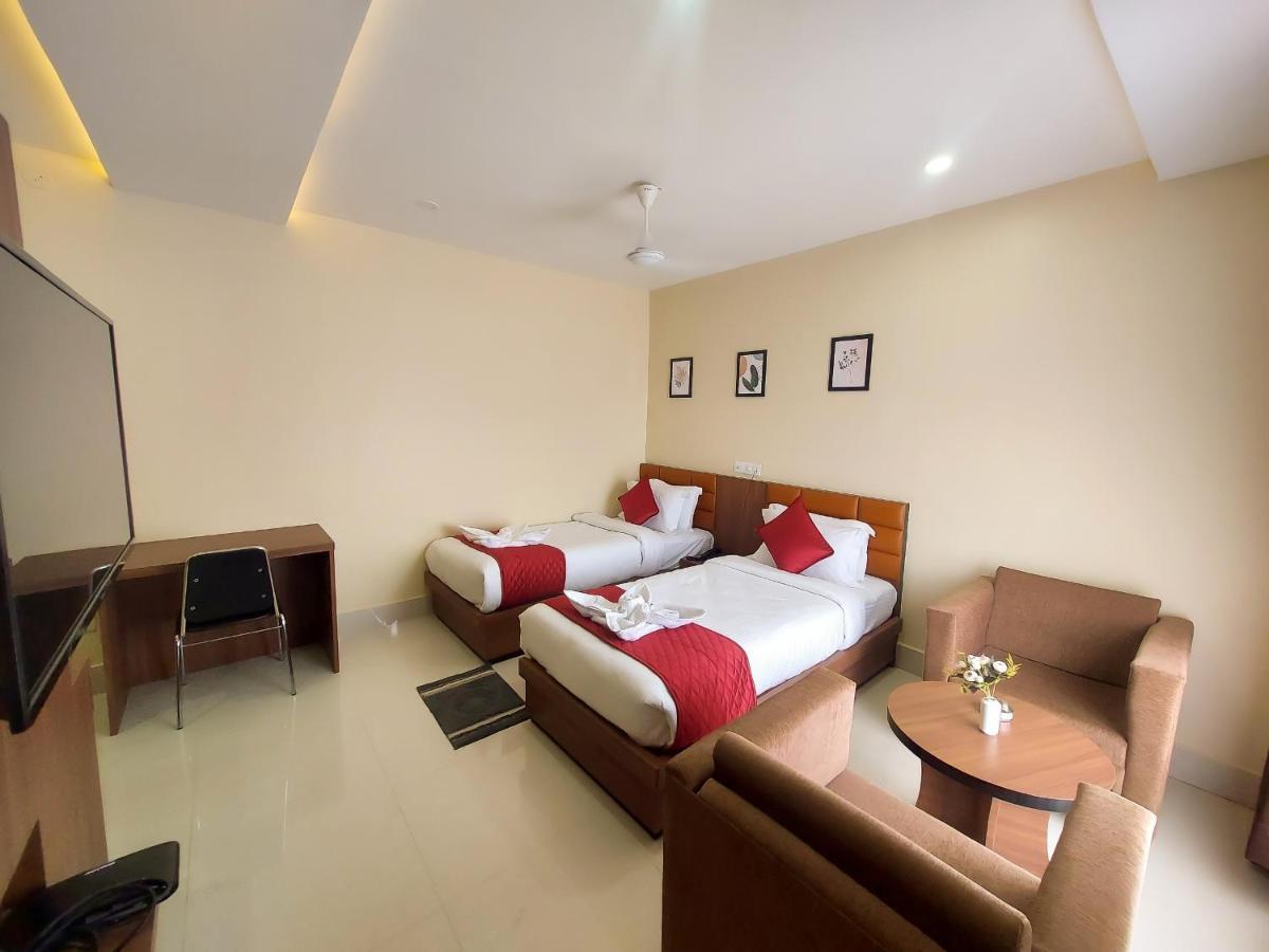Jorhāt Hotel Bliss מראה חיצוני תמונה