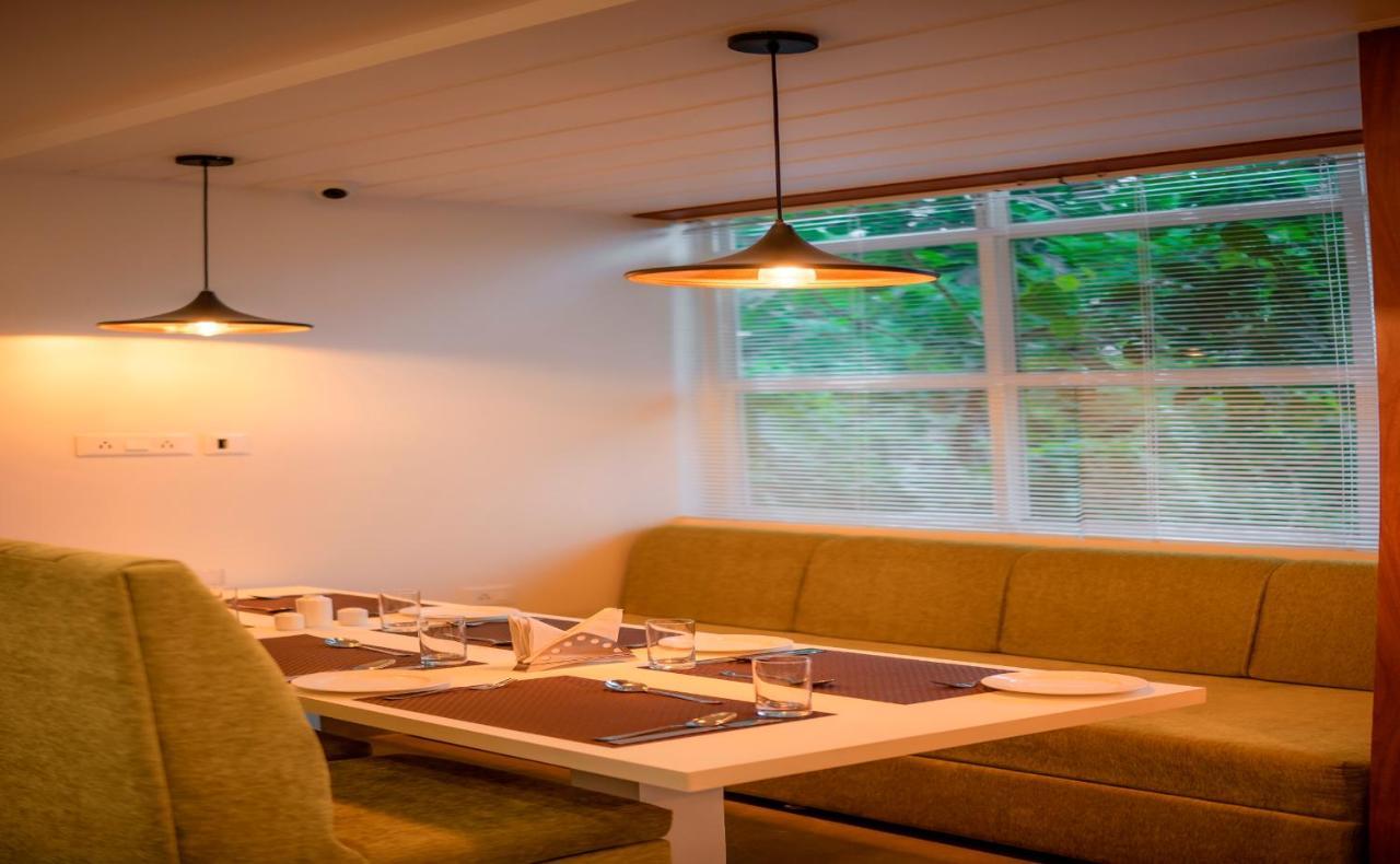 Jorhāt Hotel Bliss מראה חיצוני תמונה