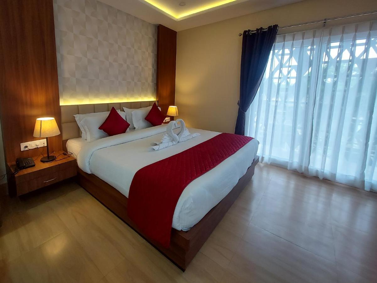 Jorhāt Hotel Bliss מראה חיצוני תמונה