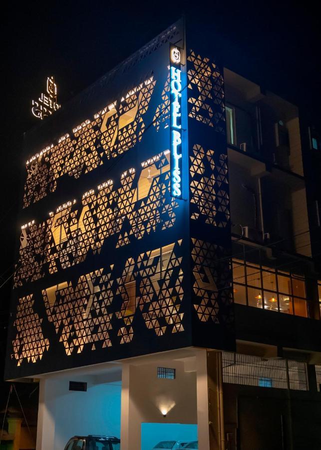 Jorhāt Hotel Bliss מראה חיצוני תמונה