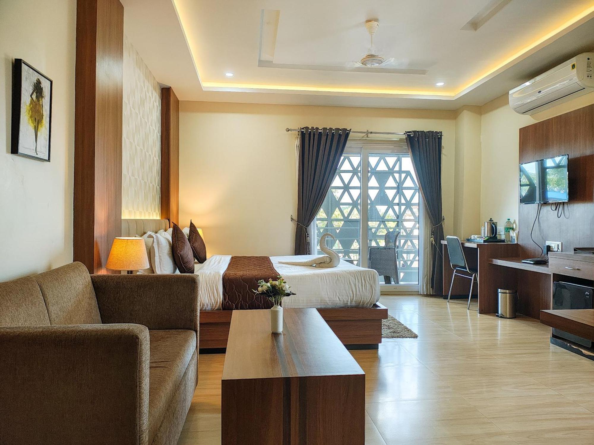 Jorhāt Hotel Bliss מראה חיצוני תמונה