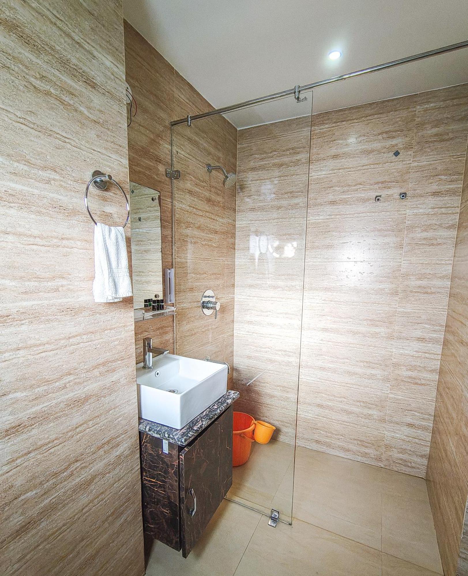 Jorhāt Hotel Bliss מראה חיצוני תמונה